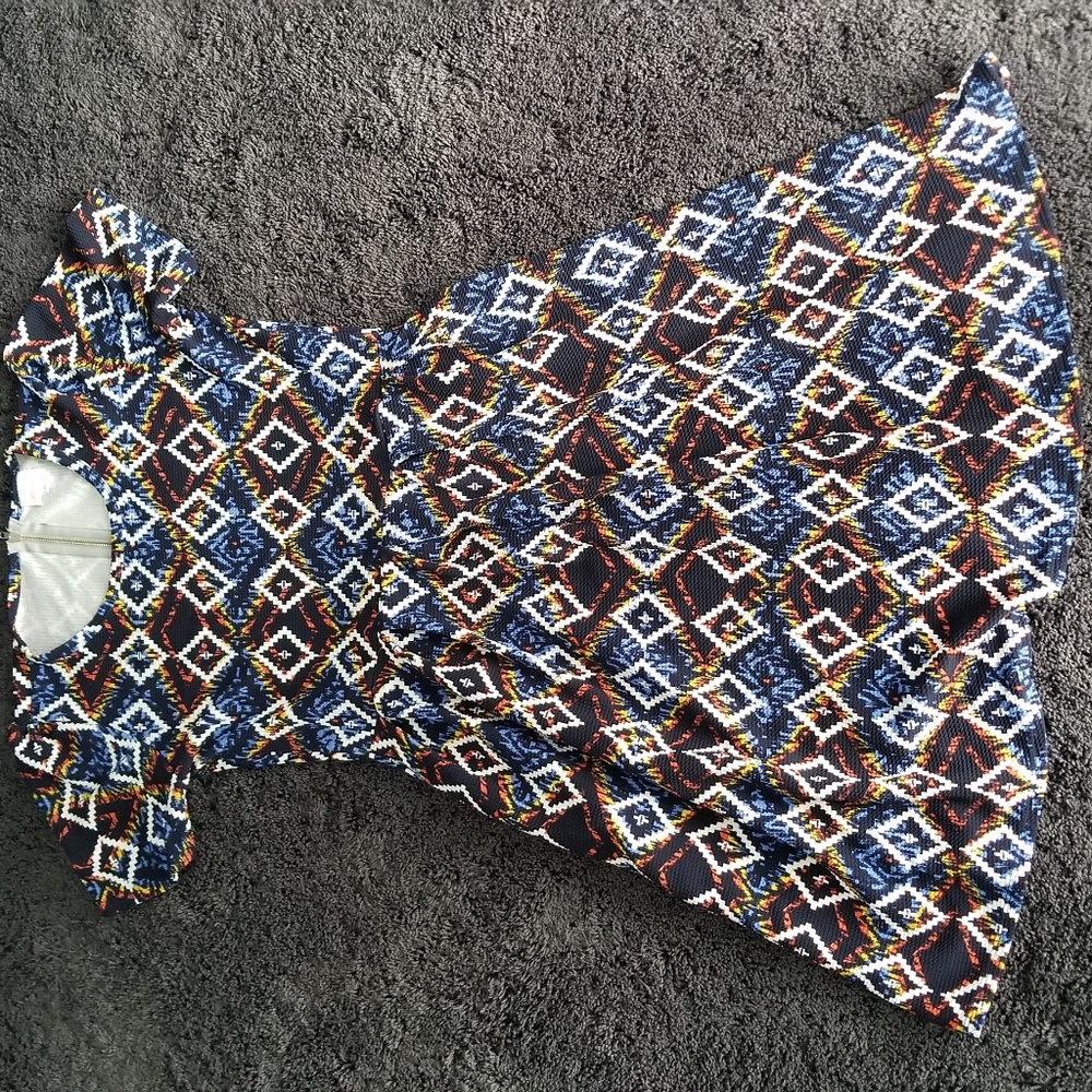Lula Roe Multi Color dress w/ pockets